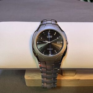 Citizen Men's Eco-Drive 38mm Titanium Bracelet Watch In Silver